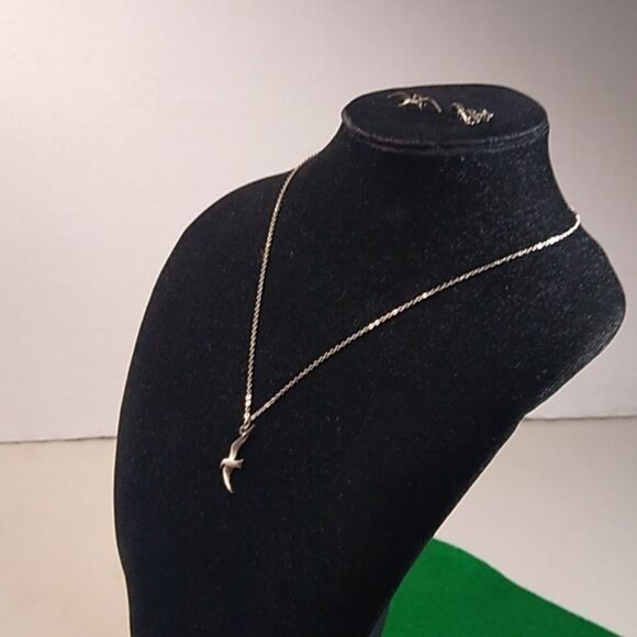 Flying Sea Bird Tern Silver tone metal Necklace and Earrings Nautical - Picture 2 of 9